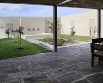 Enlarge photo